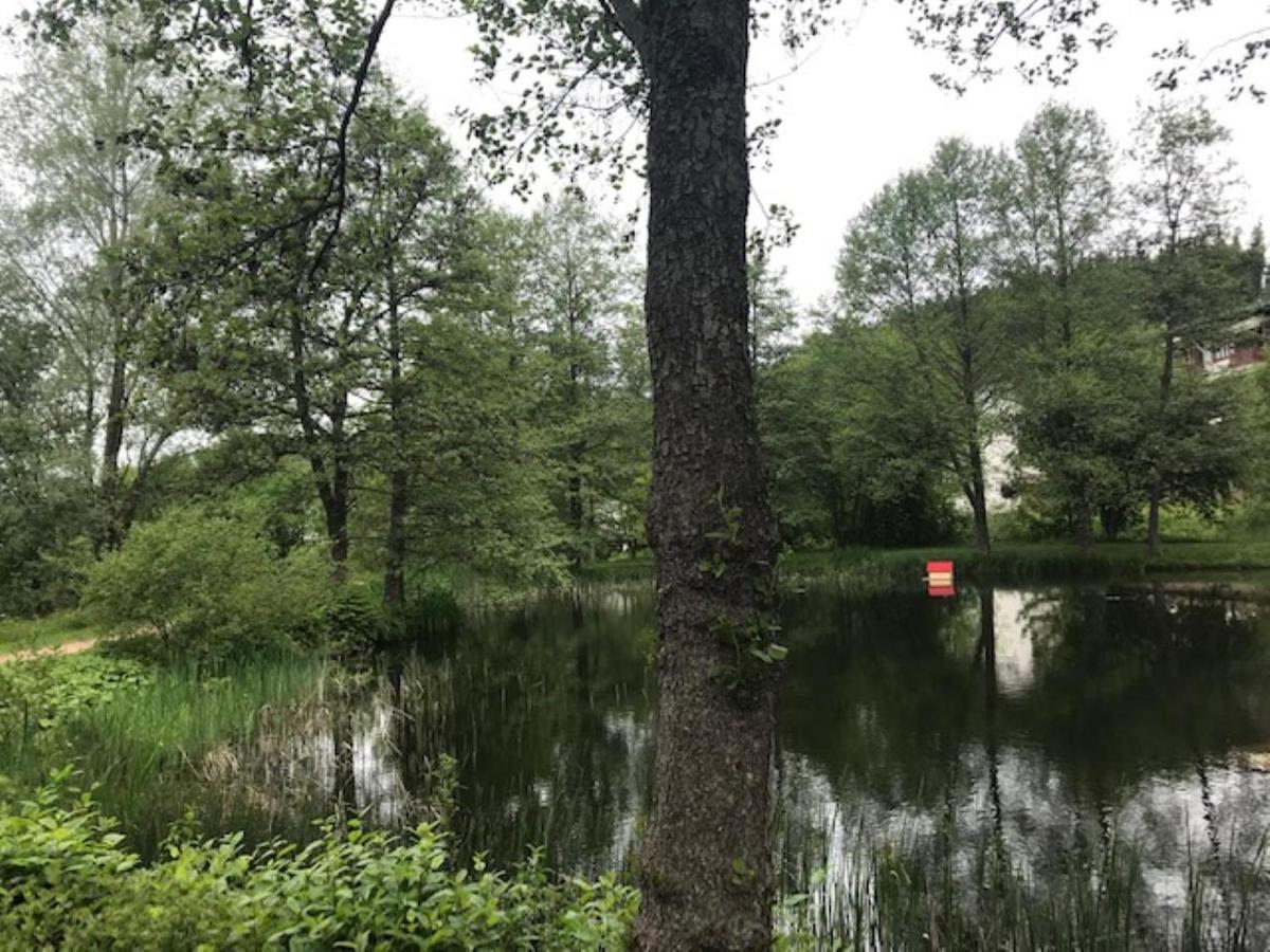 Myschluchseehome Gemuetliche Ferienwohnung Mit Suedbalkon Und Pool Im Haus Exterior foto