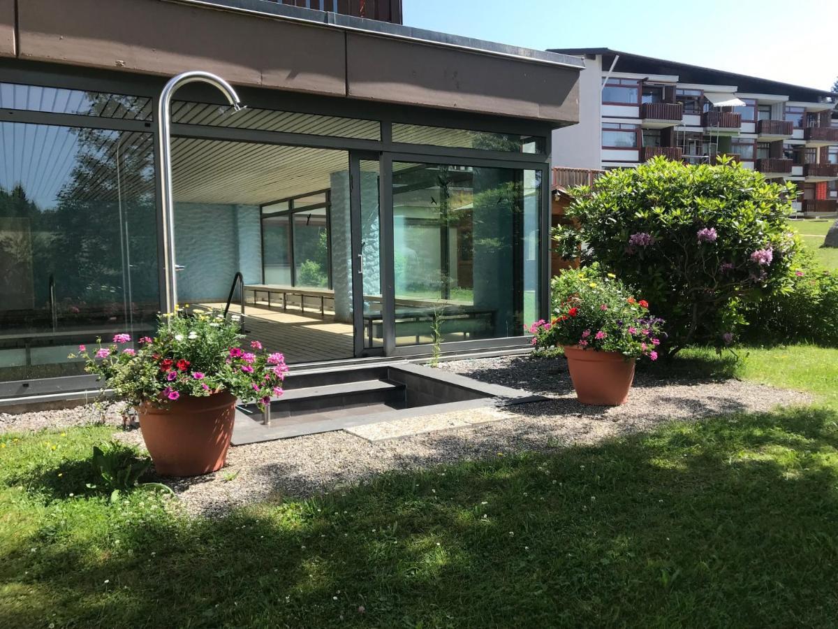 Myschluchseehome Gemuetliche Ferienwohnung Mit Suedbalkon Und Pool Im Haus Exterior foto